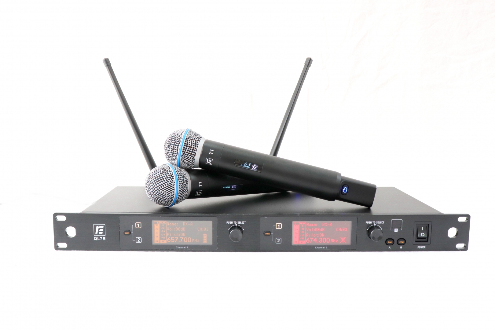 RFIntell QL7R/T1-A 651,800-683,400 МГц 2-канальная радиосистема с 2-мя ручными микрофонами в Великом Устюге